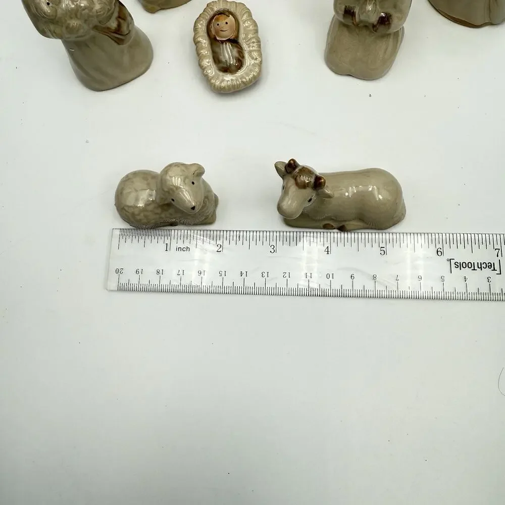 Nativity Scene Glazed Ceramic 10 Piece Set NO Wooden Base Kirklands VGC‎ Vintage